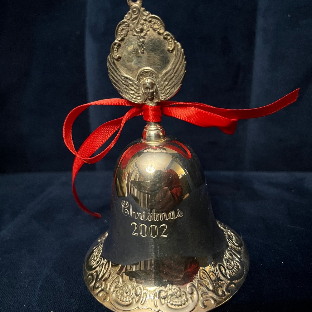 2002 Vintage Wallace Grand Baroque Silver Bell